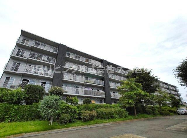 3LDK apartment in Okegawa, Saitama - Photo 1
