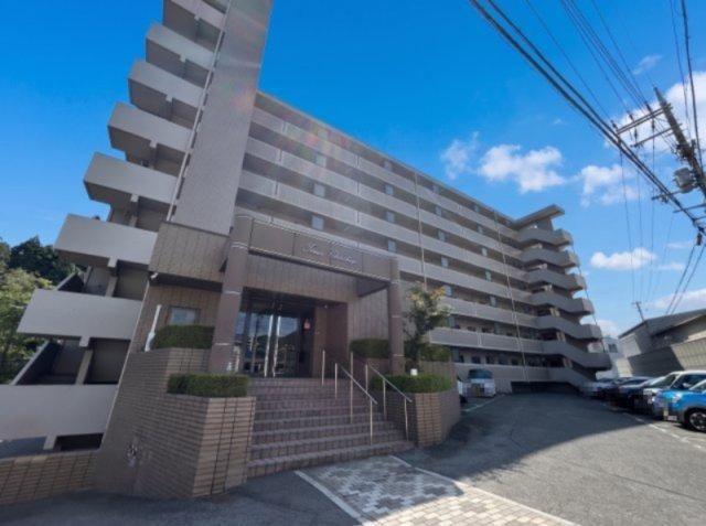 3LDK apartment in Asaminami Ward, Hiroshima - Photo 1