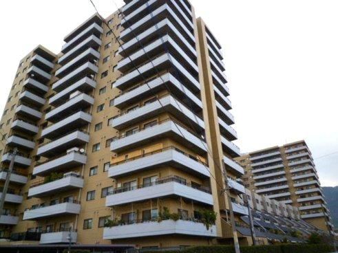 3DK apartment in Kokurakita Ward, Kitakyushu, Fukuoka - Photo 1