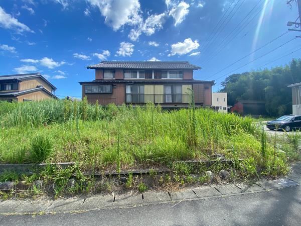 318 m² land in Kakamigahara, Gifu - Photo 1