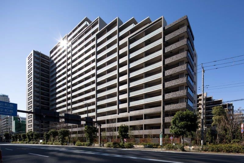 3LDK apartment in Shinagawa Ward, Tokyo - Photo 1
