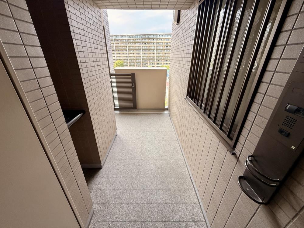 3LDK apartment in Kanazawa Ward, Yokohama, Kanagawa - Photo 1