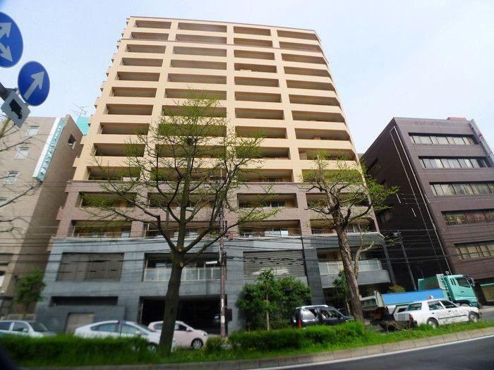 2LDK apartment in Matsuyama, Ehime - Photo 1