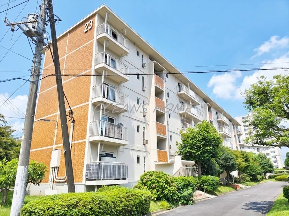 2LDK apartment in Sakado, Saitama - Photo 1