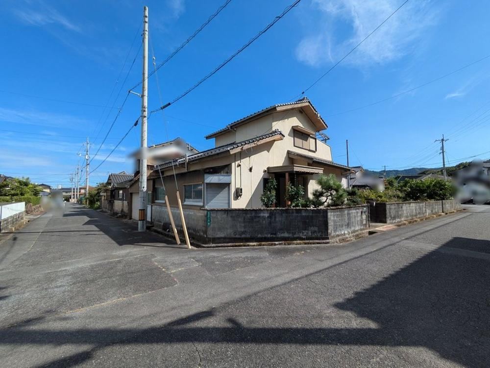 4LDK house in Shunan, Yamaguchi - Photo 1