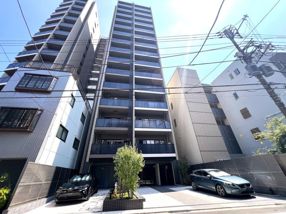 2LDK apartment in Taito Ward, Tokyo - Photo 1
