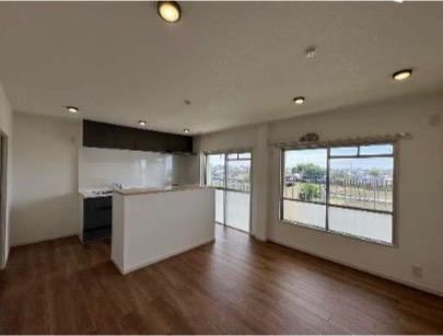 2LDK apartment in Nishi Ward, Saitama - Photo 1