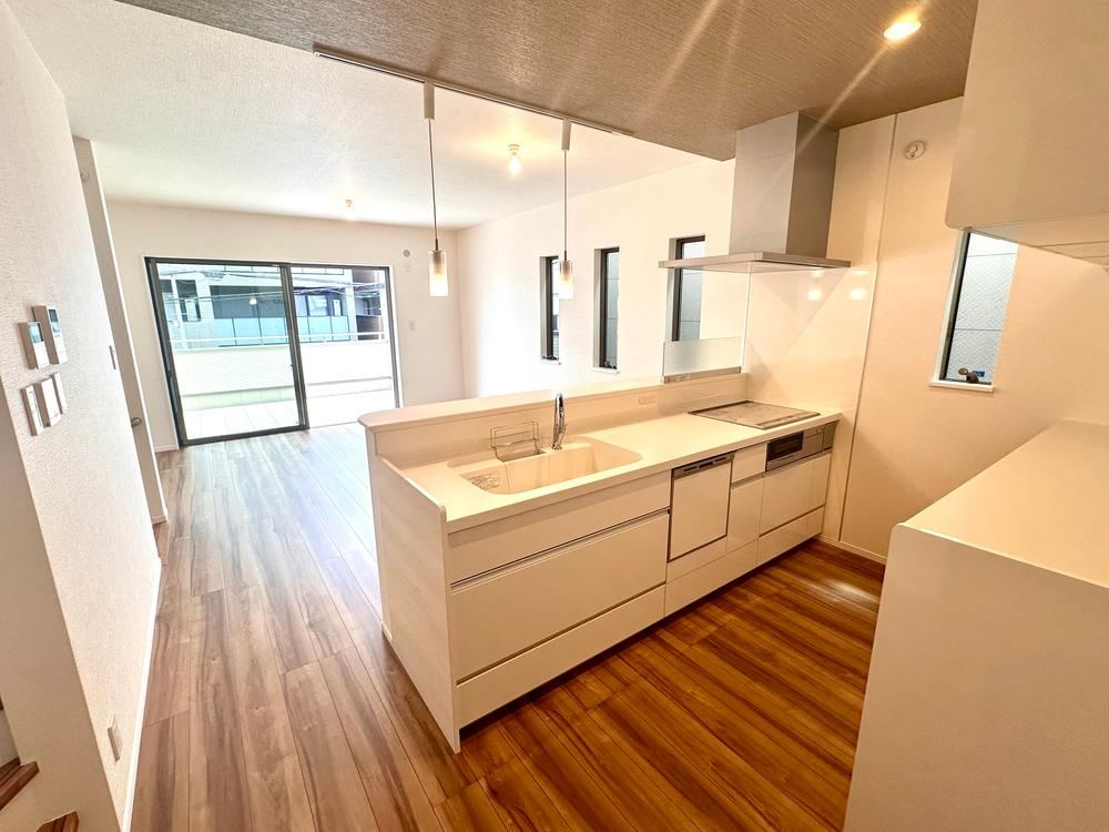 3LDK+2S house in Higashisumiyoshi Ward, Osaka - Photo 1