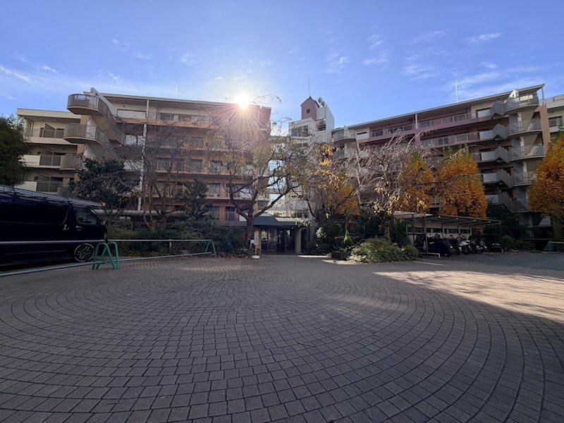 4LDK apartment in Kawanishi, Hyogo - Photo 1