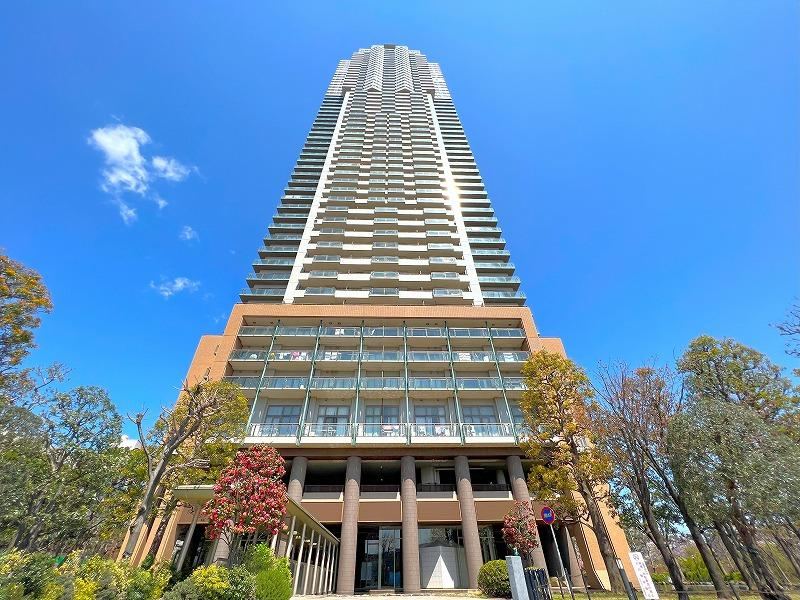 2LDK apartment in Kawaguchi, Saitama - Photo 1