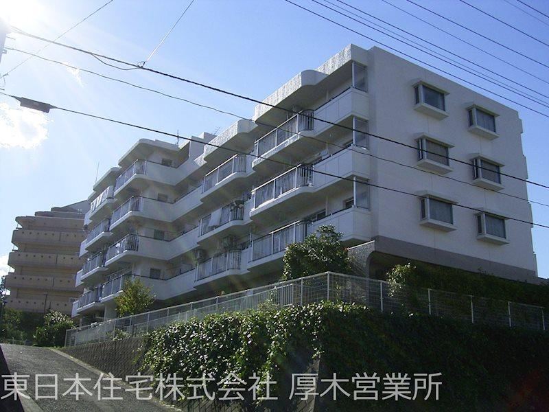 3LDK apartment in Atsugi, Kanagawa - Photo 1