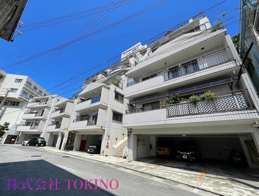 3DK apartment in Naha, Okinawa - Photo 1