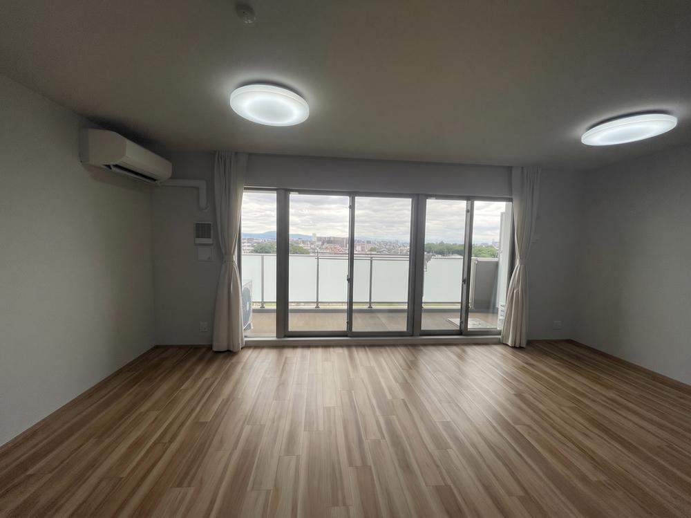 2LDK apartment in Ibaraki, Osaka - Photo 1