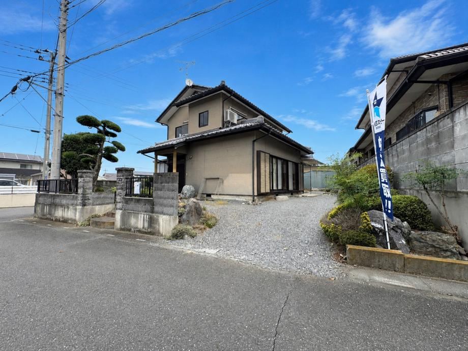 5LDK+S house in Honjo, Saitama - Photo 1
