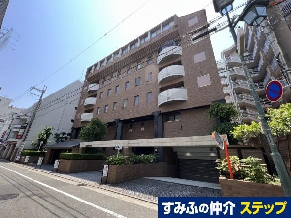 2LDK apartment in Amagasaki, Hyogo - Photo 1