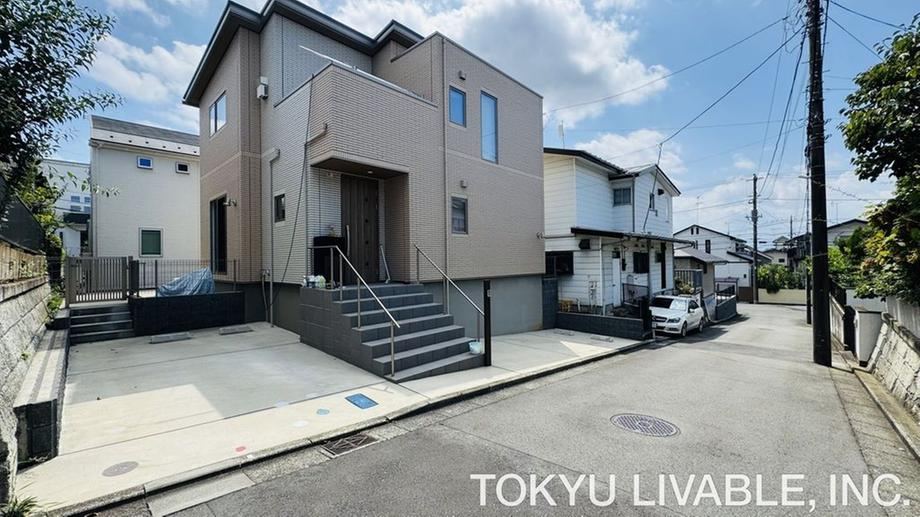 3LDK house in Asahi Ward, Yokohama, Kanagawa - Photo 1