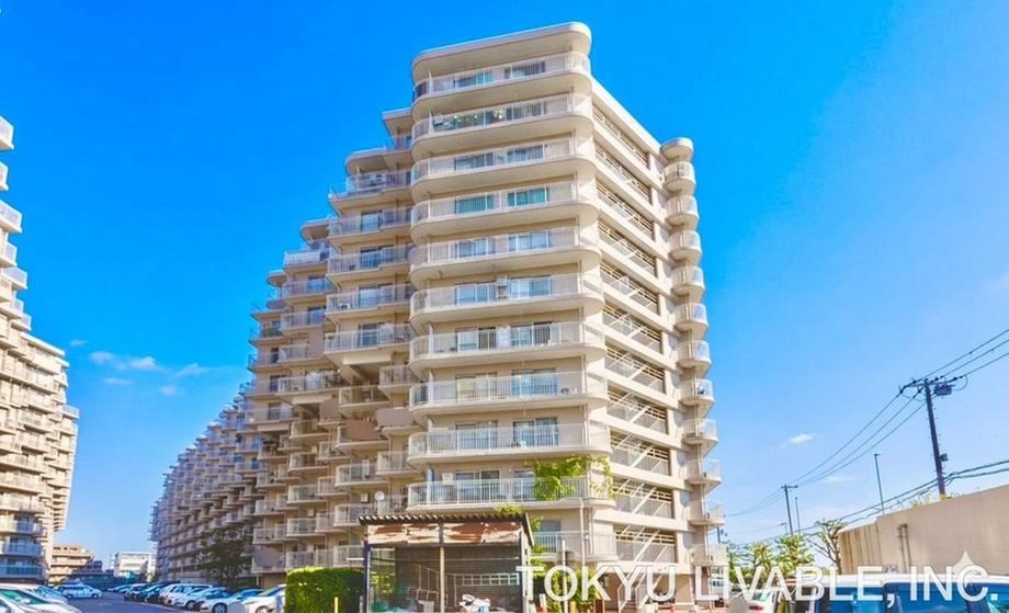 2LDK+S apartment in Higashiyodogawa Ward, Osaka - Photo 1