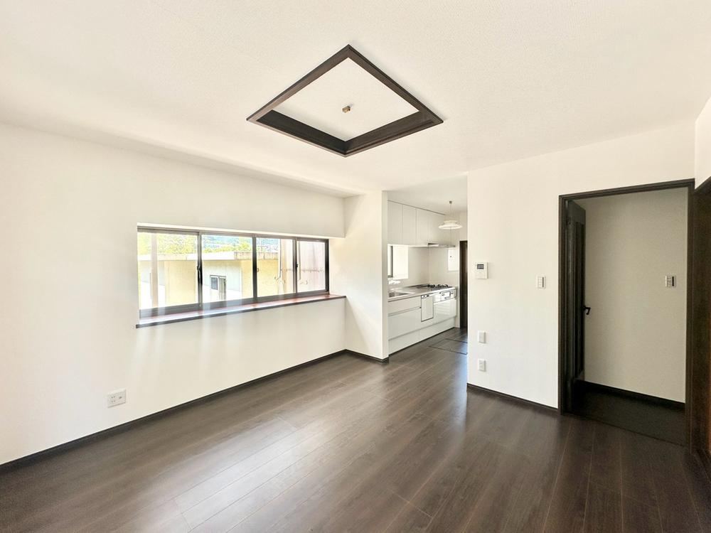 5LDK house in Asakita Ward, Hiroshima - Photo 1