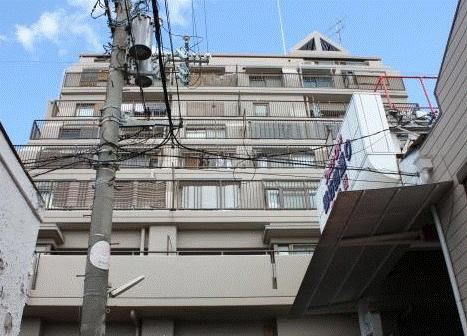 3LDK apartment in Yao, Osaka - Photo 1