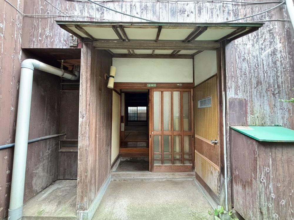 8DKK house in Setagaya Ward, Tokyo - Photo 1