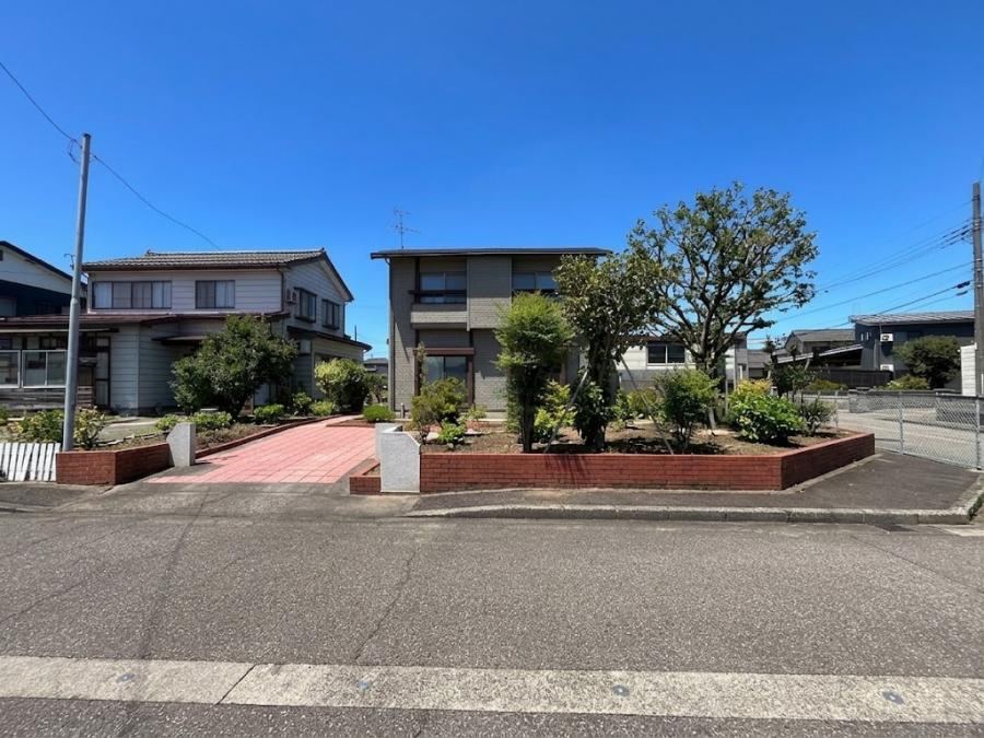 5LDK house in Nagaoka, Niigata - Photo 1