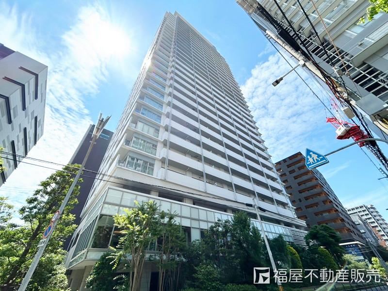 3LDK apartment in Kita Ward, Osaka - Photo 1