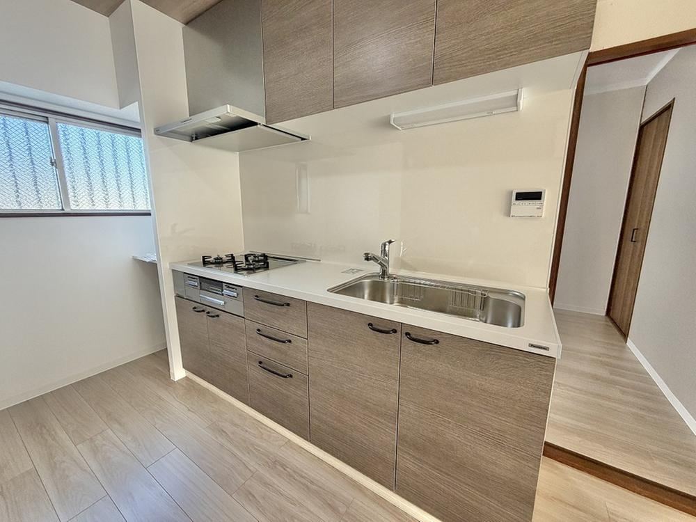 3LDK apartment in Takatsuki, Osaka - Photo 1