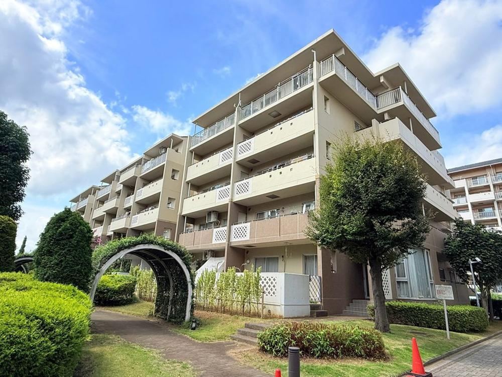 3LDK apartment in Inzai, Chiba - Photo 1