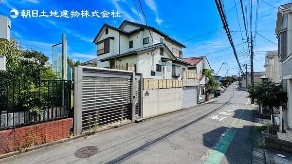 5LDK house in Zama, Kanagawa - Photo 1