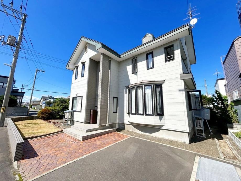 6LDK house in Teine Ward, Sapporo, Hokkaido - Photo 1
