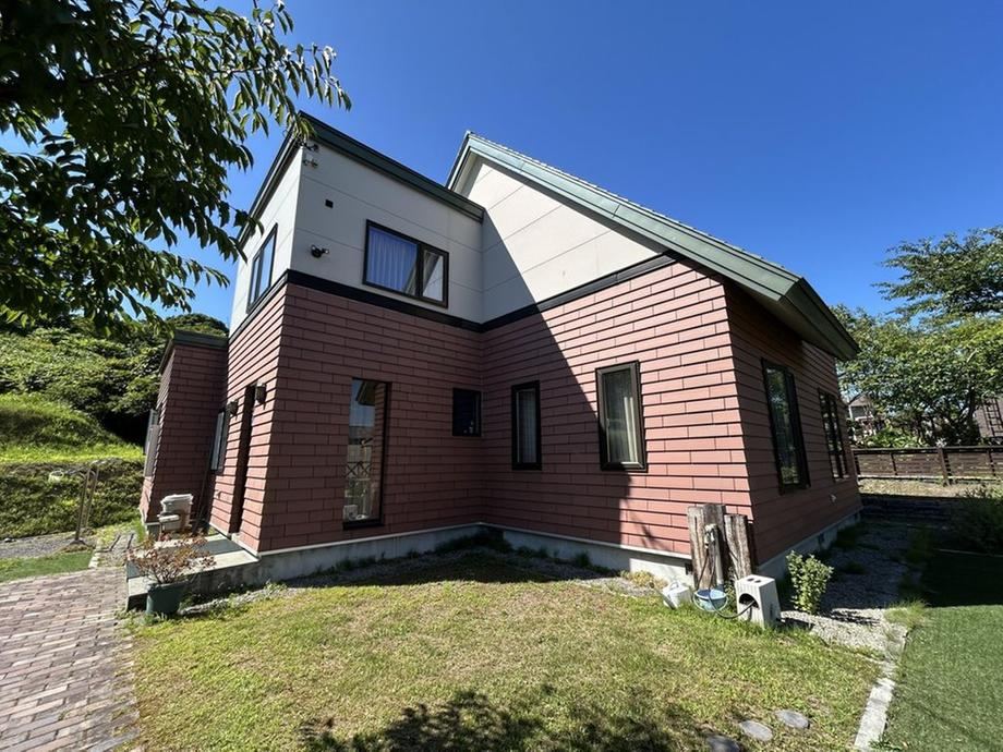5LDK house in Nishi Ward, Sapporo, Hokkaido - Photo 1