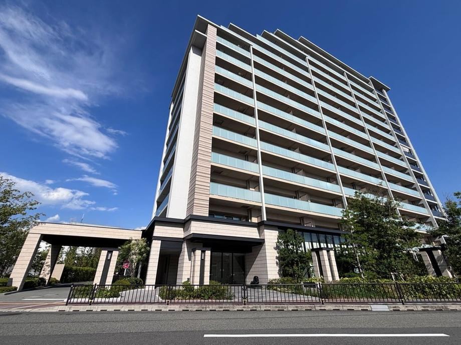 1LDK+S apartment in Ibaraki, Osaka - Photo 1