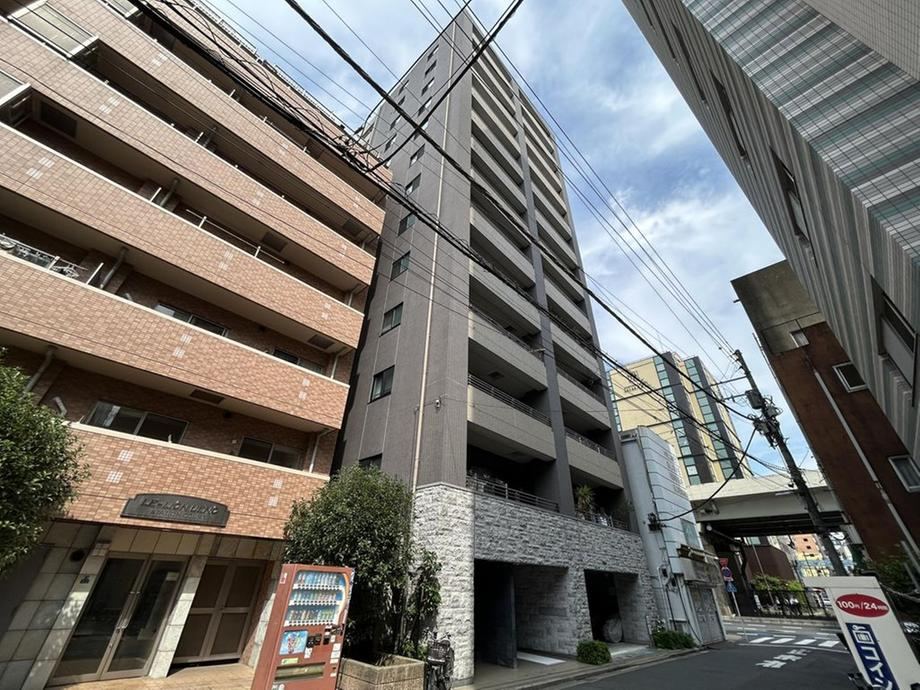 2LDK apartment in Taito Ward, Tokyo - Photo 1