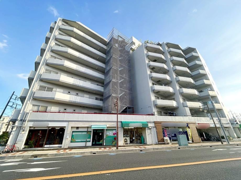 2LDK apartment in Warabi, Saitama - Photo 1
