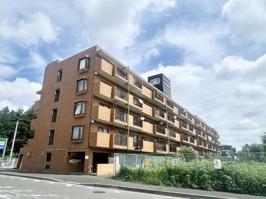 3LDK apartment in Yamato, Kanagawa - Photo 1