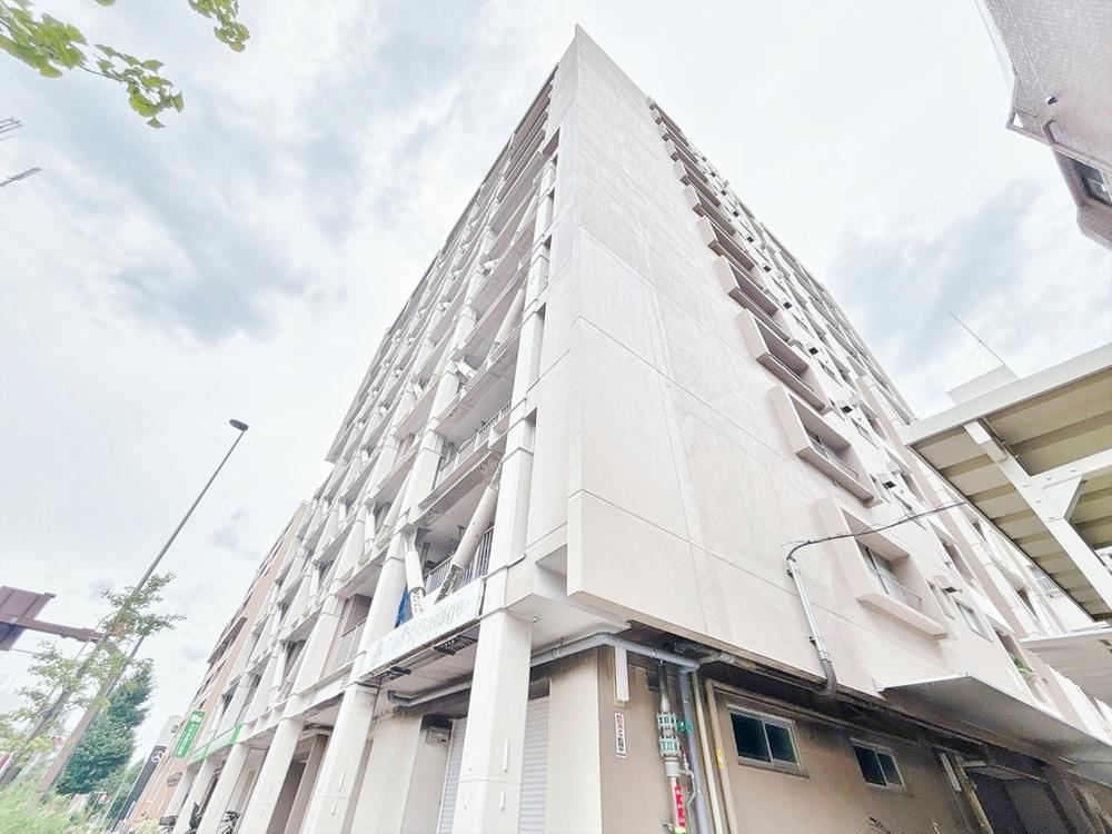 2LDK apartment in Itabashi Ward, Tokyo - Photo 1