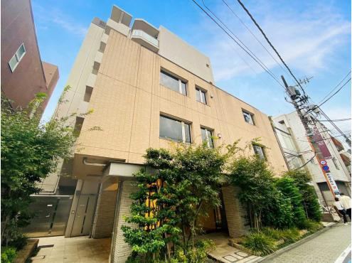 2LDK apartment in Suginami Ward, Tokyo - Photo 1