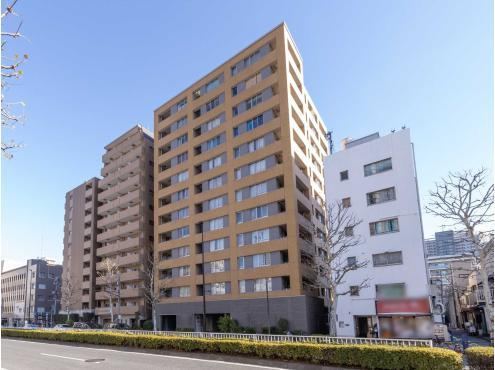 1LDK+S apartment in Chuo Ward, Tokyo - Photo 1