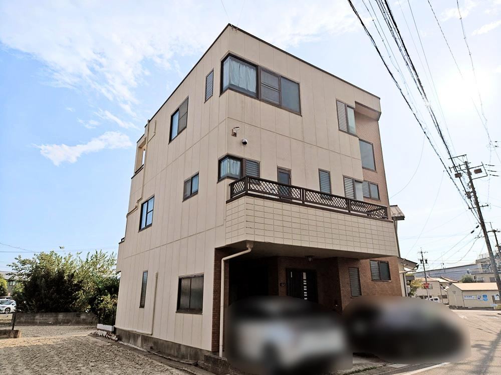 5LDK+S house in Kiyosu, Aichi - Photo 1