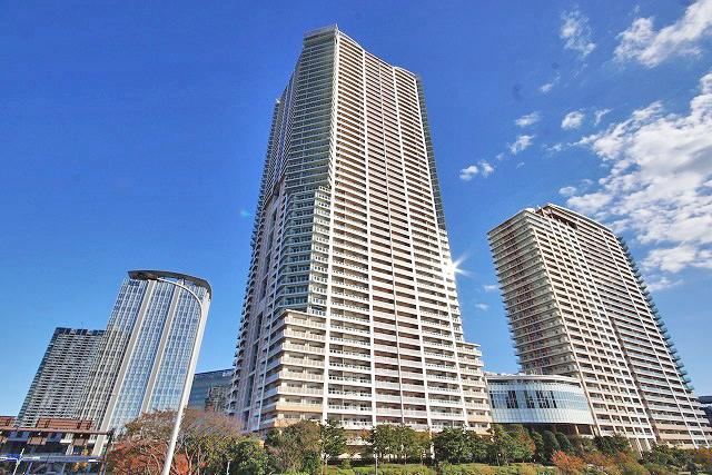 2LDK apartment in Koto Ward, Tokyo - Photo 1
