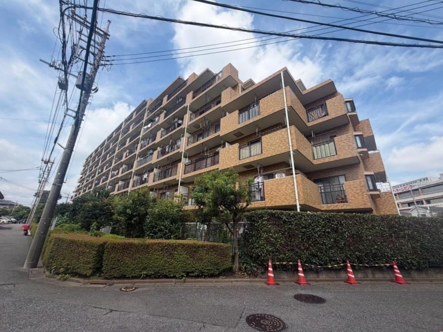 2LLDDKK+2S apartment in Higashimurayama, Tokyo - Photo 1