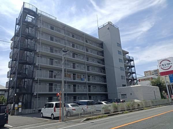4LDK apartment in Funabashi, Chiba - Photo 1