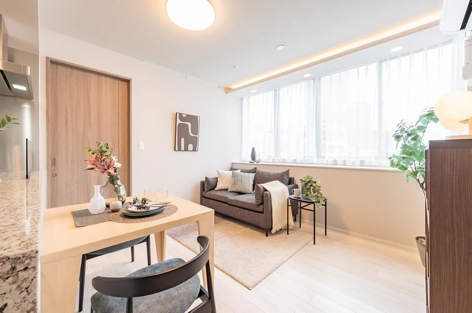 2LDK apartment in Chiyoda Ward, Tokyo - Photo 1