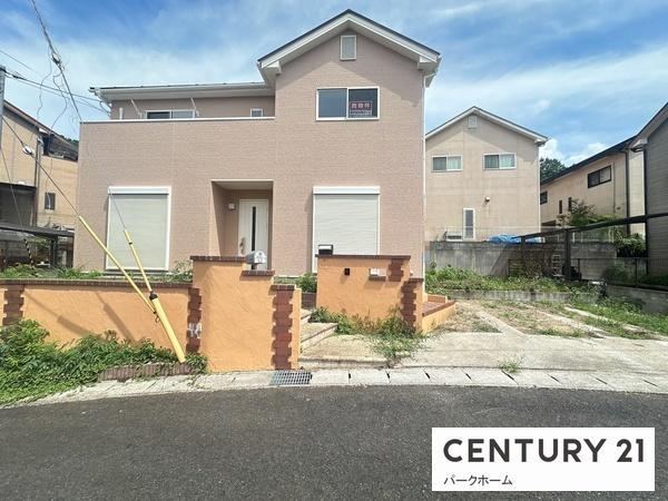 4LDK house in Otsu, Shiga - Photo 1