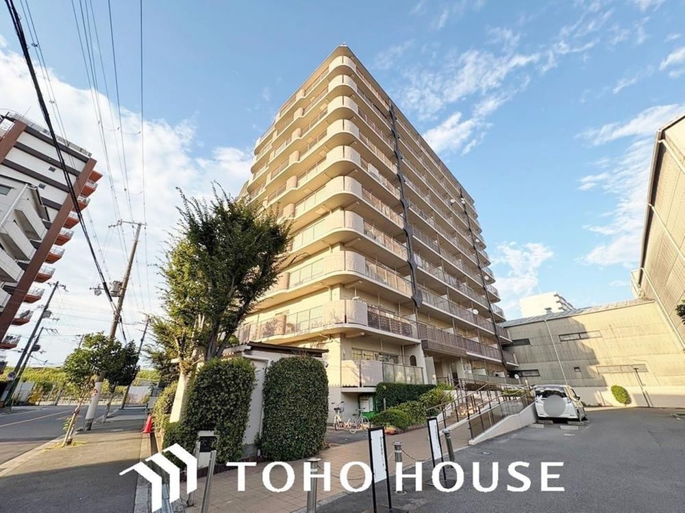 3LDK apartment in Kita Ward, Osaka - Photo 1