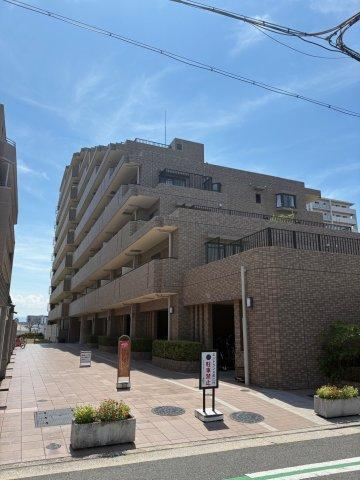 3LDK apartment in Nishi Ward, Sakai, Osaka - Photo 1