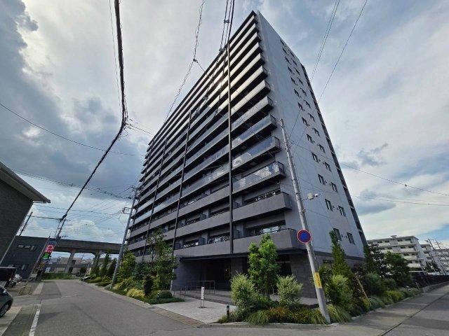 3LDK apartment in Utsunomiya, Tochigi - Photo 1