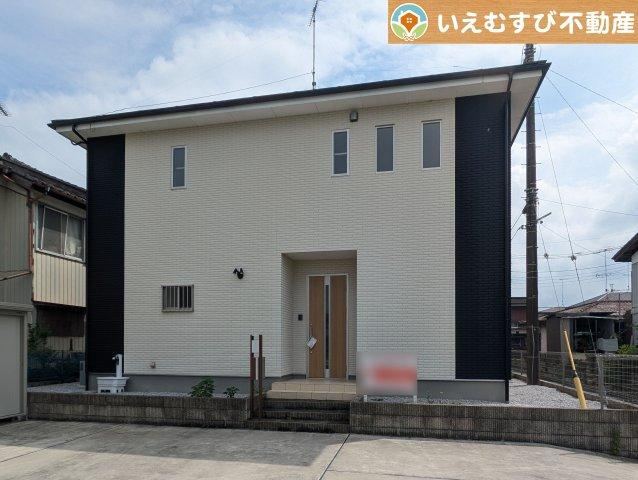 5LDK house in Kumagaya, Saitama - Photo 1