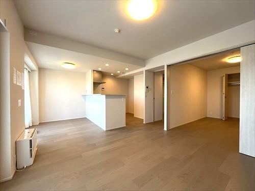 3LDK apartment in Minami Ward, Sapporo, Hokkaido - Photo 1