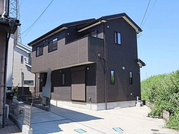5LDK house in Shiki, Saitama - Photo 1